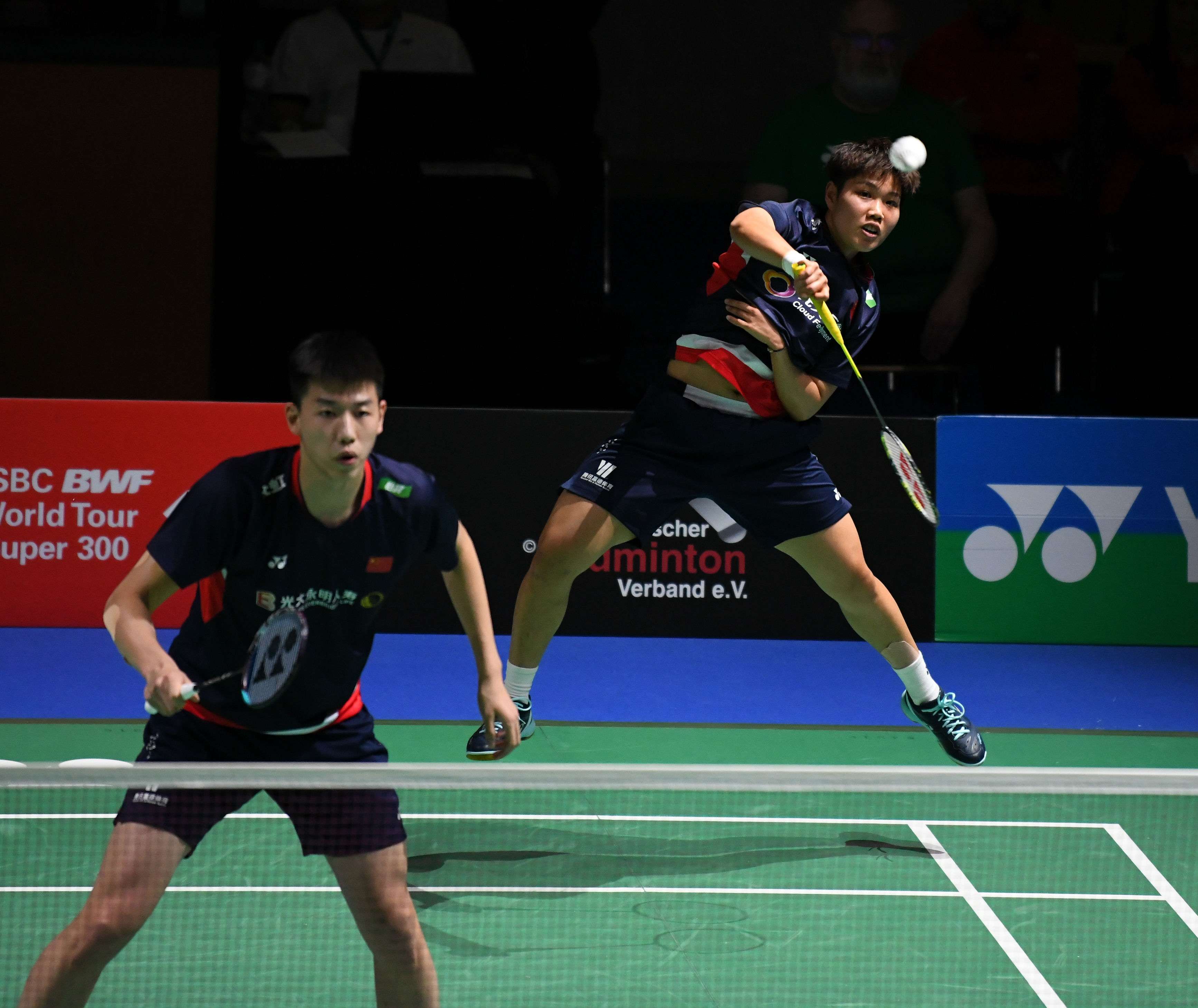 重边路与中 重边路与中