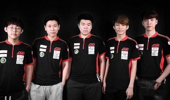 坚持自己的 坚持自己的