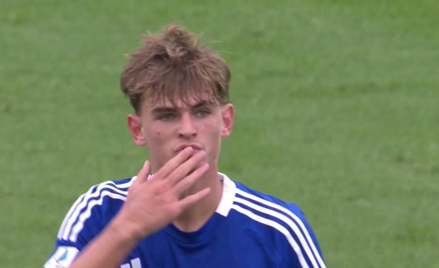 雪比赛一路 雪比赛一路