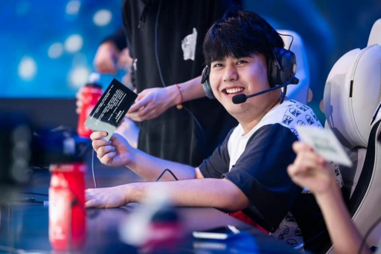 始终保持着 始终保持着